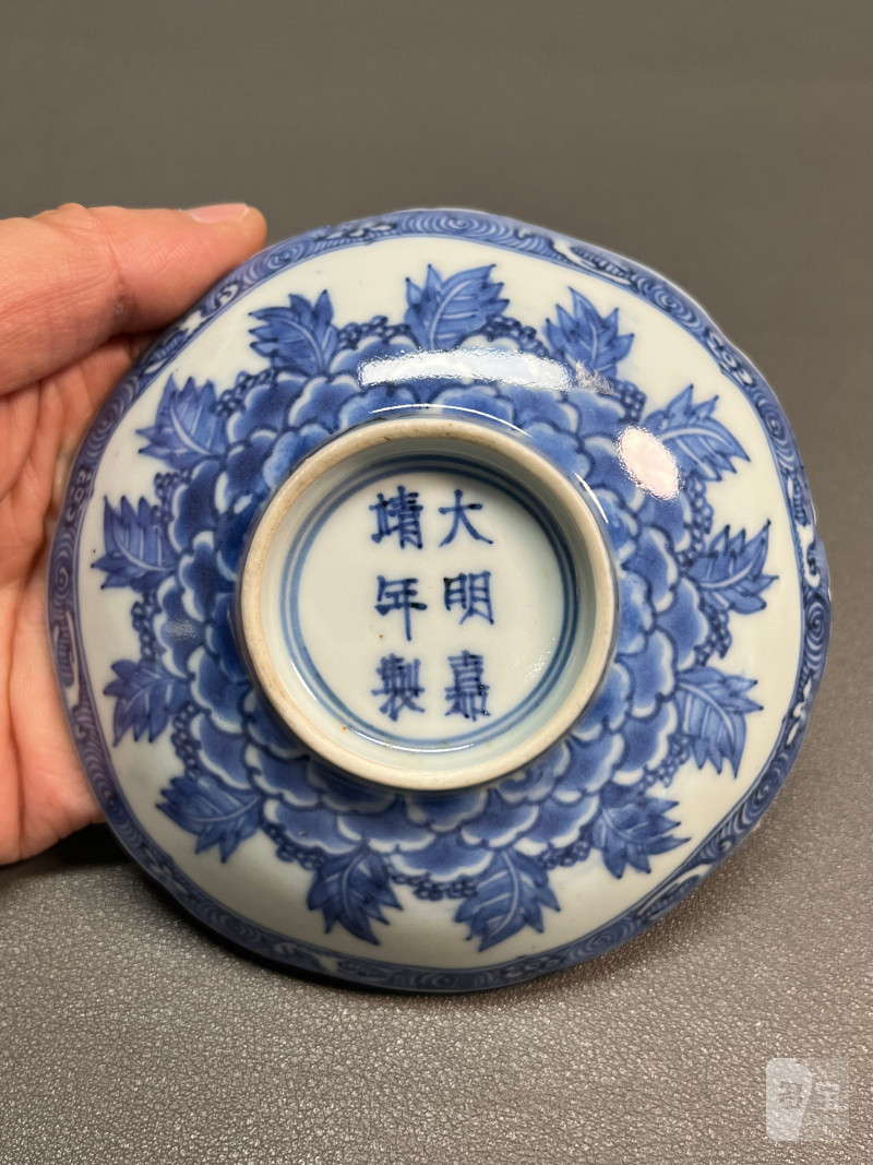清康熙  青花花卉纹盘（一组 5 只、带木盒） - 图23